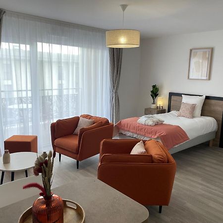 Domitys Les Demoiselles Aparthotel Beaune  Exterior photo